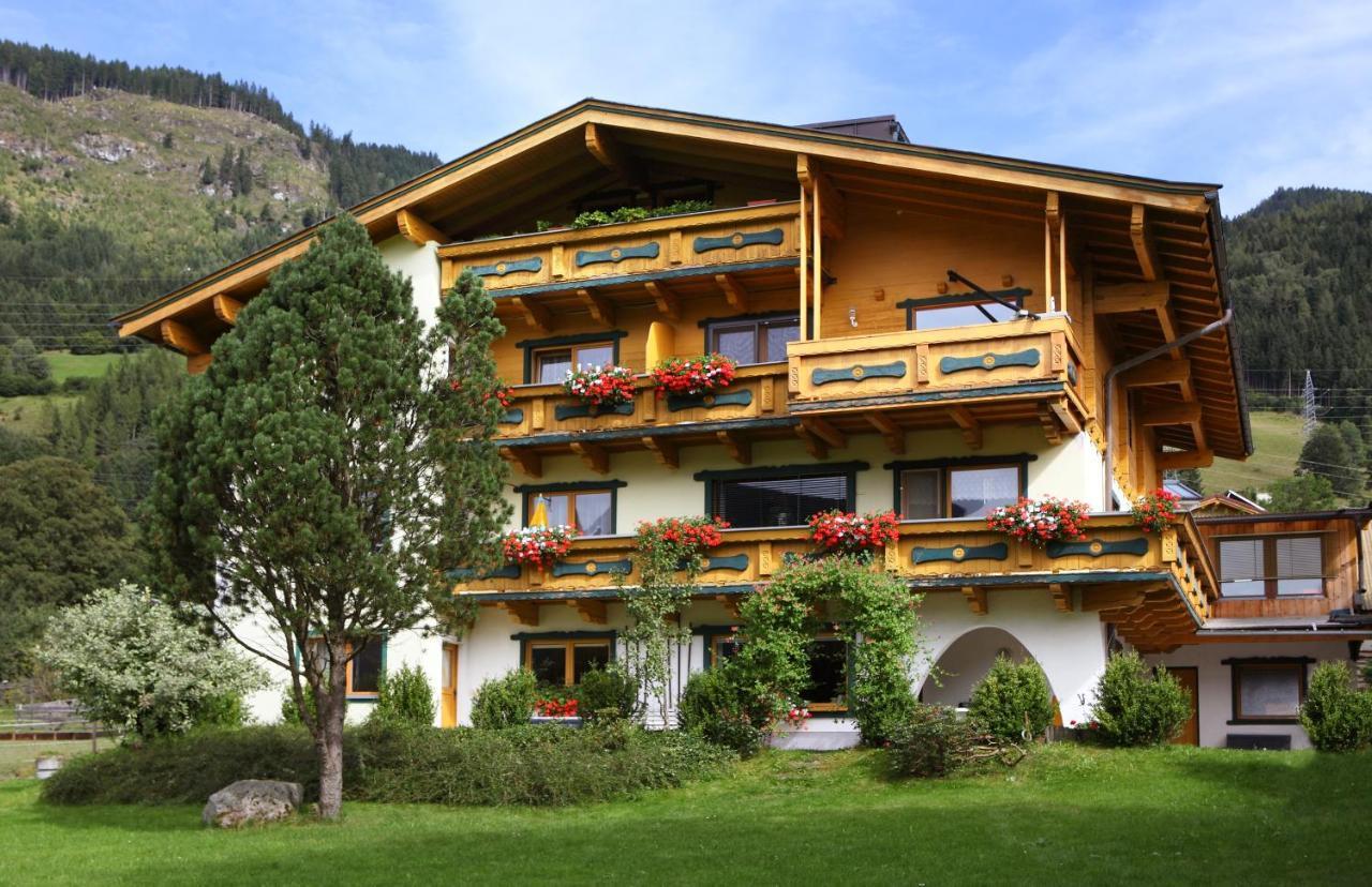 Ferienwohnung Maxi Maishofen Exterior photo